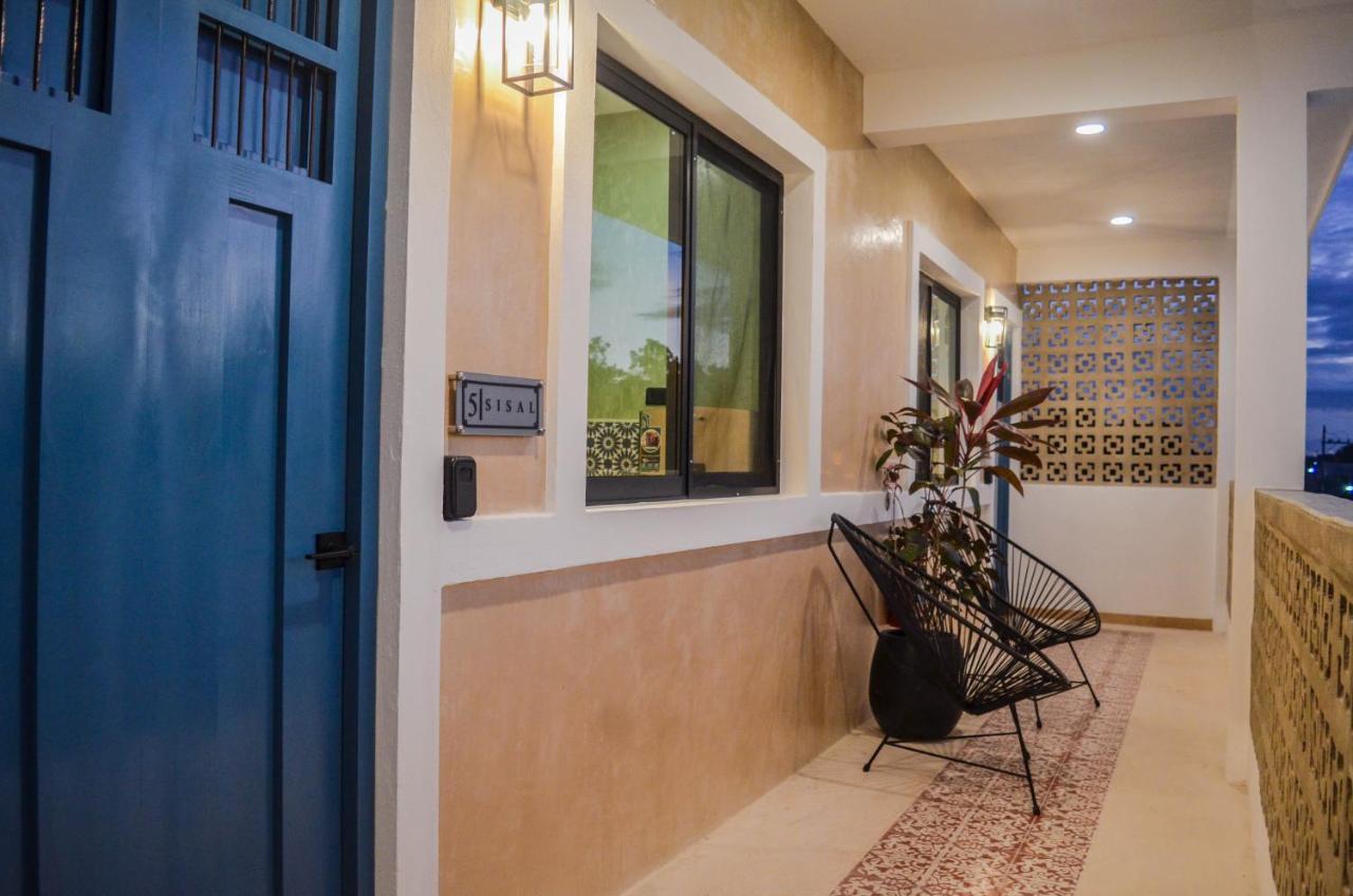 Apartamentos Dsiena Valladolid Valladolid  Eksteriør bilde